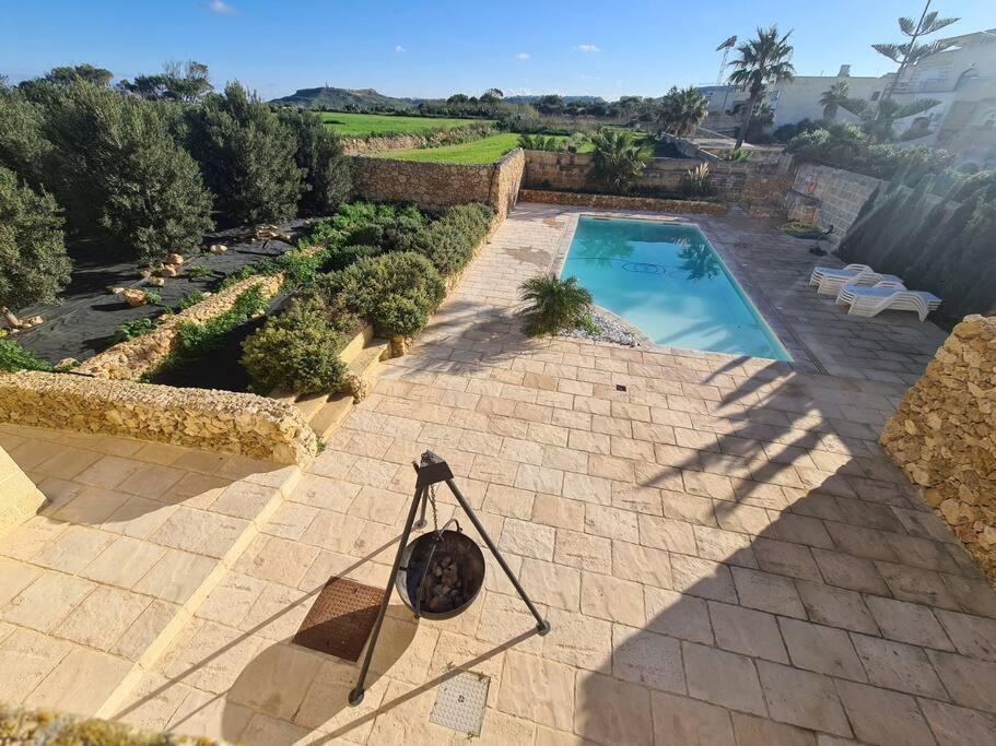 Farmhouse Villa With Large Pool And Garden In Gozo Għarb Εξωτερικό φωτογραφία