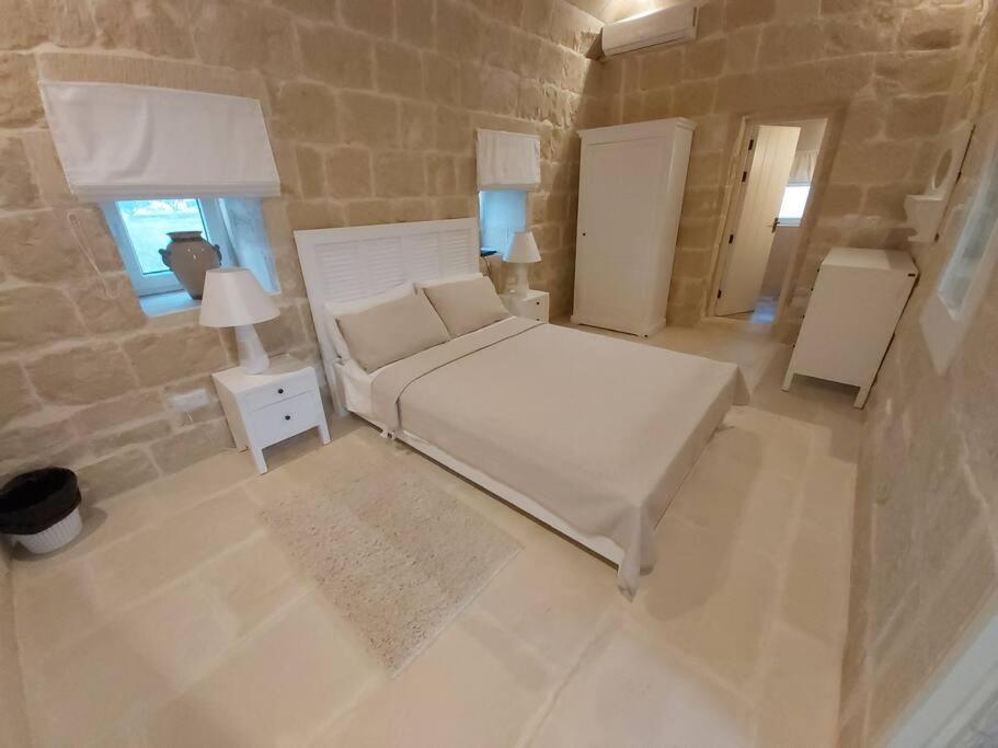 Farmhouse Villa With Large Pool And Garden In Gozo Għarb Εξωτερικό φωτογραφία