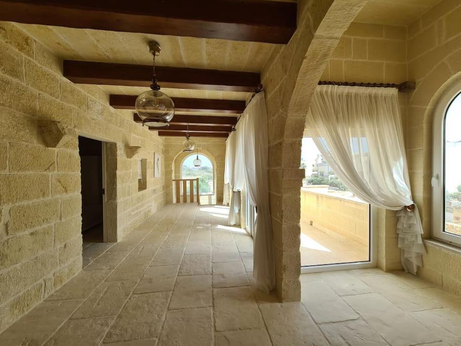 Farmhouse Villa With Large Pool And Garden In Gozo Għarb Εξωτερικό φωτογραφία